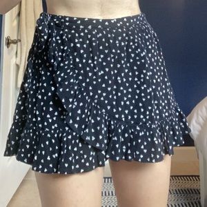- black and white heart skirt/skort